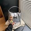 Bolso Pequeño Cuadrado de Alta Gama Transfronterizo Modelo Nuevo Verano 2026 para Mujer Diseño de Nicho Versátil de Moda Bolso de Hombro Cruzado de Moda