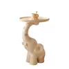 Adorno de Elefante de Pie Estilo Crema para Sala de Estar, Junto al Mueble de TV, Mesa Lateral de Sofá, Mesita de Noche de Dormitorio, Bandeja de Mesa para Almacenamiento