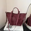 Bolsa Tote Grande de Couro Sintético Estilo Retrô Coreano para Mulheres Outono Inicial 2025 Versátil para o Dia a Dia Bolsa Lateral Bolsa de Ombro Casual