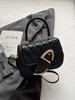 Bolso Pequeño Retro Texturizado para Mujer, Nuevo Bolso de Mano de Estilo Coreano Moderno, Bolso Cruzado de Hombro Sencillo y a la Moda al por Mayor