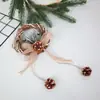 Decoración navideña piña corona colgador de puerta ramas de pino lazo arreglo de escena navideña atmósfera adorno colgante