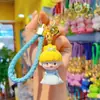 Nuevos y lindos accesorios de resina de la Princesa Didi accesorios de cuerda de cuero de color llavero de coche llavero de bolsa venta al por mayor