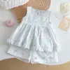 Traje de Verano sin Mangas de Lunares Estilo Dulce para Niñas Set de Dos Piezas con Estampado de Dibujos Animados y Encaje Cómodo y Lindo Verano Transfronterizo