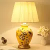 Luminária de Mesa Cerâmica Quarto Luminária de Cabeceira Sala de Estar Estilo Retro Americano Novo Estilo Chinês Europeu Pastoral Quente Criativa Iluminação com Controle Remoto