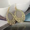 Recolección Transfronteriza de Pendientes Metálicos con Hojas Geométricas Escarchadas, Ganchos para Orejas Creativos Personalizados con Borla de Hoja Redonda Hueca