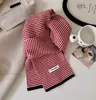 Bufanda de Rayas de Bloques de Color Coreana Nueva 2025 para Mujer, Cálida Versátil de Otoño e Invierno, Calentador de Cuello de Lana Tejido para Estudiantes y Parejas