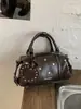 Bolsa Boston Vintage para Mulheres 2026 Nova Tendência Versátil Estilo Ins Bolsa Transversal Almofada Bolsa de Mão Pequena Elegante