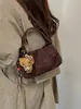 Bolso de mano retro con pliegues mate en forma de nube para mujer, nueva colección otoño 2026, con diseño retorcido, simple y versátil, se puede llevar como bolso de mano o como bolso cruzado