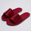 Zapatillas Rojas de Año Nuevo Benmingnian para el Hogar de Mujer de Satén con Suela de TPR Zapatillas de Boda para Pareja Talla Grande DIY En Stock