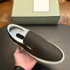 Zapatos casuales slip-on de cuero genuino con patrón de cocodrilo para hombre, diseño transfronterizo TF, color blanquecino, con suela dentada, disponibles en varios colores