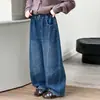 Calça Jeans Outono e Inverno para Meninas 2026 Novo Estilo Coreano Casual para Crianças Médias e Grandes Calças Compridas Acolchoadas com Lã Patchwork