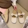 Zapatos de mujer abiertos sin cordones para uso en exteriores, nuevos de la primavera 2026 estilo francés con lazo delicado, mules sin cordones
