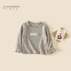 Camiseta Base de Otoño para Niñas 2026 Nuevo Estilo Coreano Moda Manga Larga para Niños, Suave y Amigable con la Piel Clase A