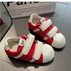 2026 Verano Feo Lindo Ligero Nicho de Moda Marca Zapatos de Concha Velcro Suela Gruesa Versátil para Mujer Pan Calzado Casual para Mujer