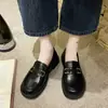 Mocasines de Cuero para Mujer Estilo Británico con Hebilla Metálica, Temporada Primavera y Otoño 2026, Zapatos Pequeños de Cuero Suave con Suela Gruesa, Versátiles Slip-On para Viajes, Tacón Grueso