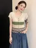 Blusa de tricô listrada com gola color-block retrô estilo francês de manga curta para mulheres, top de verão slim fit com design de botões