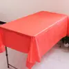 Fornecedor da Fabricante Toalha de Mesa Descartável para Festa Tecido Plástico PE Mesa de Sobremesa de Aniversário Toalha de Mesa Cor Pura 137*183cm