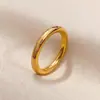 Diferentes Estilos de Anéis Lisos para Homens e Mulheres, Não Desbota, Anéis Versáteis para Casais, Aço Titânio, Estilo Clássico Novo Chinês