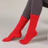 Novas Meias de Yoga para Treino Fitness com Dedos Separados, Cor Sólida, Antiderrapantes, Profissionais para Pilates, Meias Confortáveis e Macias com Dedos Separados para Mulheres