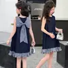 Vestido Colete Jeans de Verão para Meninas 2026 Novo Estilo Coreano Patchwork Xadrez Saia em Camadas Vestido Sem Mangas