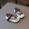Zapatos de Aprendizaje de Lunares con Lazo para Niños Pequeños 2026 Nuevo Estilo Primavera/Otoño Zapatos de Princesa de Suela Suave para Niños Zapatos Individuales para Bebés/Niños Pequeños
