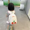 Mochila Anti-Pérdida Nueva Otoño e Invierno 2025 para Niños, Linda Mochila Pequeña para Jardín de Infancia, Niños y Niñas, Pequeña Mochila Escolar de Cereza