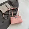 Bolsa Pequena Estilo Lancheira de Alta Qualidade para Mulheres, Nova Bolsa Versátil de Ombro e Transversal 2026, Bolsa de Mão Texturizada da Moda, Bolsa Quadrada Pequena