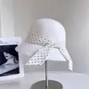 Estilo Feminino Elegante Chapéu de Pescador com Bolinhas Peroladas e Laço Chapéu de Lã Fashion de Aba Curta para Outono e Inverno Chapéu Elegante Tipo Bacia
