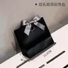 Bolsas de papel en stock, bolsas de regalo con moño, bolsas de joyería de cartón blanco, bolsas para dulces de boda, con logo impreso, diseño de rosa de junio, portátiles y biodegradables