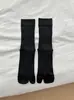 Calcetines de Punta Dividida para Mujer, Calcetines de Media Pantorrilla, Calcetines Finos de Verano de Dos Dedos, Calcetines Largos Estilo Miu para Combinar con Zapatos Tabi, Calcetines Sueltos