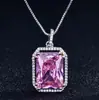 Nuevo y elegante collar de princesa de lujo de alta gama con circonitas rectangulares y pendientes de diamantes cuadrados con anillo de tesoro de color turmalina en polvo de imitación.