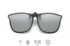 Gafas de Sol Polarizadas Clip-On para Adultos, Estilo Nuevo de Verano 2026, Marco Negro, Lente Redondo Negro Grande, Color Gris