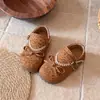 Outono 2026 Nova Moda Estilo Retrô Estampa de Leopardo Sapatos Pequenos de Couro Estilosos Solado Macio Bico Redondo Laço Sapatos Birkenstock