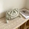 Bolsa de Mão Plissada em Nuvem Modelo Novo 2026 Transfronteiriça para Mulheres, Bolsa Transversal de Ombro com Pérolas para o Trabalho e Deslocamento, Bolsa Saco de Axila