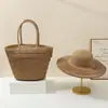 Bolso tejido de paja con un diseño elegante, conveniente para viajar en verano, bolso de mano al hombro, sombrero de protección solar, bolso tejido de paja