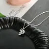 Colar geométrico inspirado em design, moderno e versátil, simples e de nicho, galvanizado ecológico, atacado de lojas de Yiwu