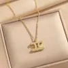 Colar Cruzado Europeu e Americano Duplo C Feminino Luxo Acessível High-End Arco do Triunfo Não Desbota Letra Corrente de Clavícula de Aço Titânio Exquisito
