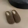 Pantuflas retro de felpa peluda para mujer, modelo nuevo elegante de otoño e invierno 2026, pantuflas de algodón tipo slip-on de punta cerrada, estilo hada perezosa
