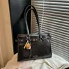 Otoño e Invierno 2025 Estilo Coreano Retro Más Fácil de Combinar Bolso Grande de Hombro Bolso de Mano Texturizado de Gran Capacidad Estilo Universitario Bolso Grande para Viajes
