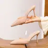 Zapatos de tacón alto tipo mule a la moda de estilo francés, sandalias versátiles de punta de stiletto, nueva colección de verano 2026, diseño sexy de punta