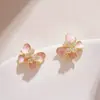 Brincos de Tarraxa Geométricos de Zircônia Rosa Frescos e Doces, Exquisitos e Elegantes, Versáteis para o Dia a Dia, Brincos de Luxo Leve e de Alta Qualidade