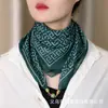 Lenço de Seda Quadrado Chiffon Estilo Coreano Versátil Preguiçoso com Fivela Magnética Amigo da Pele Respirável 65cm Lenço de Pescoço Casual Personalizado para Mulheres