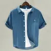 Camisa de Manga Corta Sencilla de Verano Versátil con Bordado de Oso para Hombre Estilo Japonés Casual Refrescante Camisa de Mezclilla Tencel C614