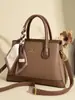 Bolso Maternal de Moda y Versátil de Gran Capacidad, Modelo Nuevo para Mujeres, Viene con un Pañuelo de Seda, Elegante Bolso de Mano y Bolso Cruzado para Damas