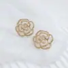 Broche Metálico Vazado Floral, Fecho de Corsage Vintage Fashionável, Acessório para Roupa, Alfinete de Segurança Antiperda