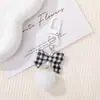 Llavero colgante de lazo de cuadros de colores con pompón, producto terminado hecho a mano para DIY, accesorio de llavero de cuentas, colgante para bolso