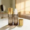 Qing Ele em estoque spray cor loção garrafa Fundação frasco líquido 50ml garrafa cosmética garrafa de sopro Tampa da cabeça da bomba de pressão