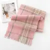 Bufanda 100% Lana Otoño e Invierno Estilo Coreano Calentador de Cuello de Alta Gama para Mujer Chal Versátil a Cuadros Británicos para Dama Venta al por Mayor
