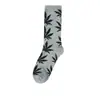 Calcetines de Algodón Puro Hoja de Arce para Hombres y Mujeres Pareja Personalizados Versátiles Moda Calle Hip-hop Modernos Deportivos Calcetines de Caña Media Altos