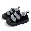 Zapatos de Lona Infantiles para Primavera y Otoño Doble Velcro Zapatos Individuales para Bebé Niños Niñas Zapatos Casuales para Niños Pequeños Suela Suave Venta al por Mayor de Comercio Exterior